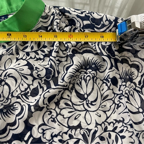 Susan Graver Top Womens 3X Navy Blue Green Trim Floral Chiffon Sheer Blouse - Picture 4 of 9